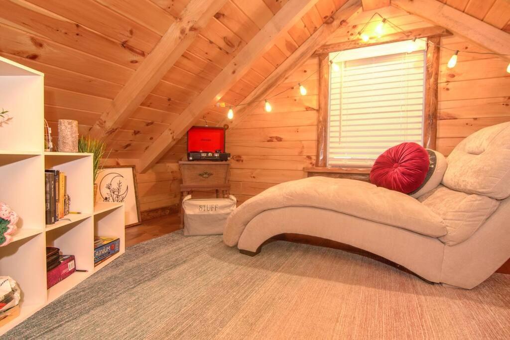Charming Lakeview Cabin Near Geneva-On-The-Lake! Ashtabula Eksteriør bilde