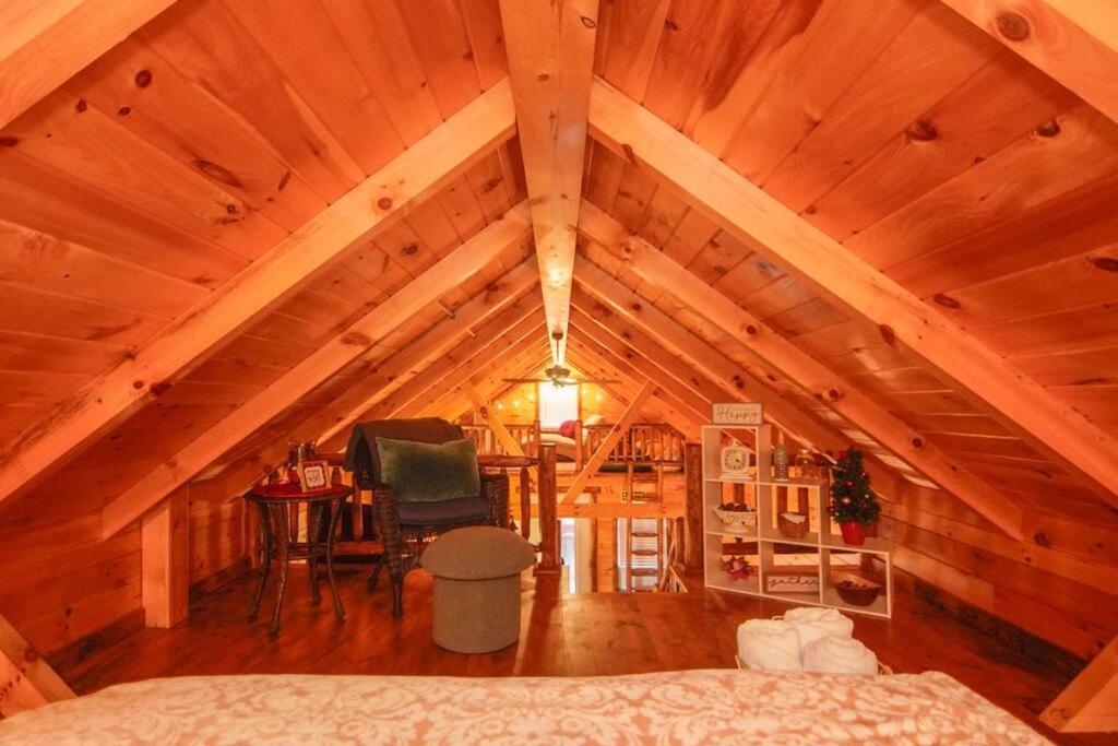 Charming Lakeview Cabin Near Geneva-On-The-Lake! Ashtabula Eksteriør bilde