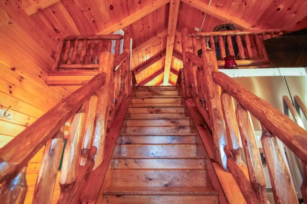 Charming Lakeview Cabin Near Geneva-On-The-Lake! Ashtabula Eksteriør bilde