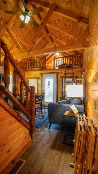 Charming Lakeview Cabin Near Geneva-On-The-Lake! Ashtabula Eksteriør bilde