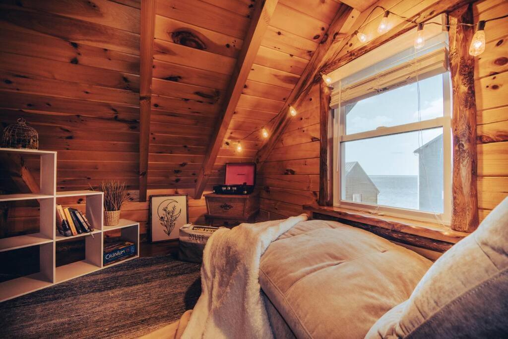 Charming Lakeview Cabin Near Geneva-On-The-Lake! Ashtabula Eksteriør bilde
