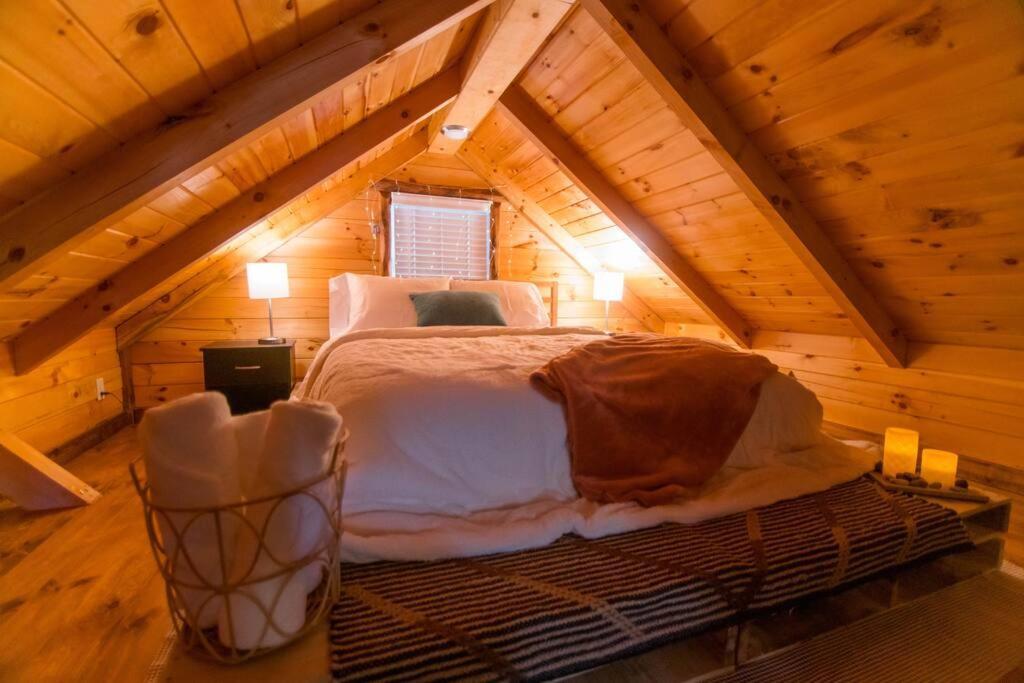 Charming Lakeview Cabin Near Geneva-On-The-Lake! Ashtabula Eksteriør bilde