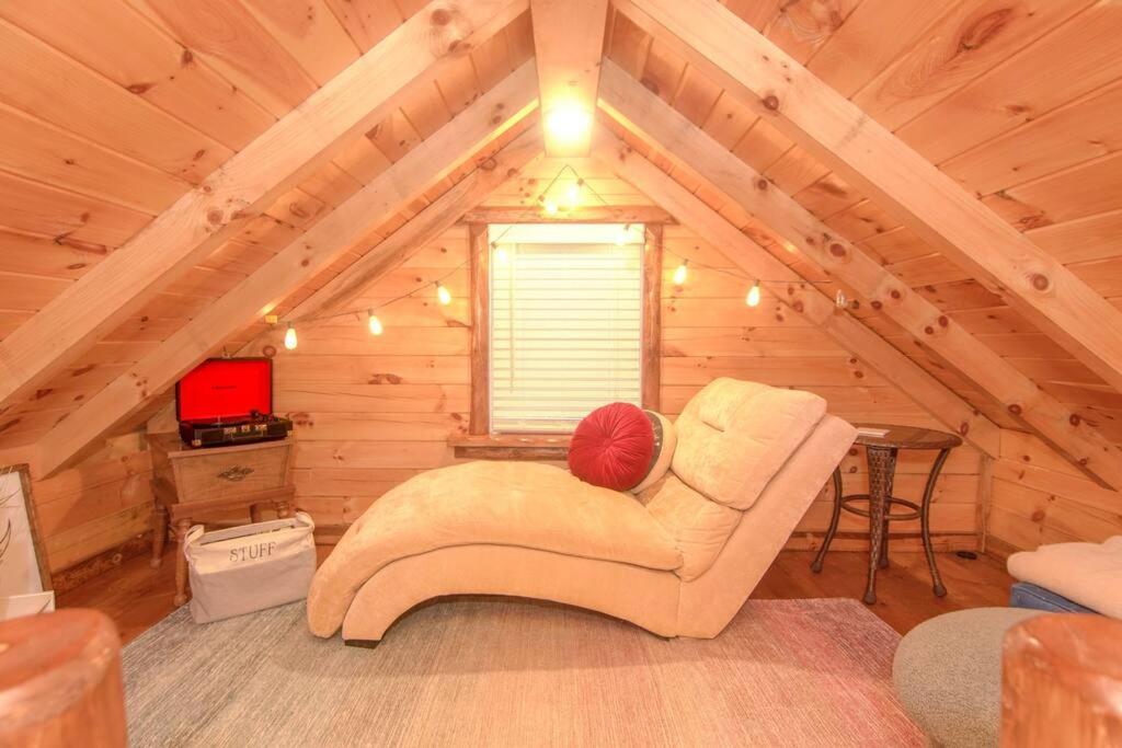 Charming Lakeview Cabin Near Geneva-On-The-Lake! Ashtabula Eksteriør bilde